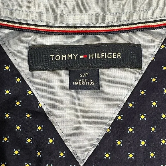 Tommy Hilfiger Men’s Small Button-Down Shirt Navy Yellow Cotton Stretch EUC ✨ - Picture 10 of 15